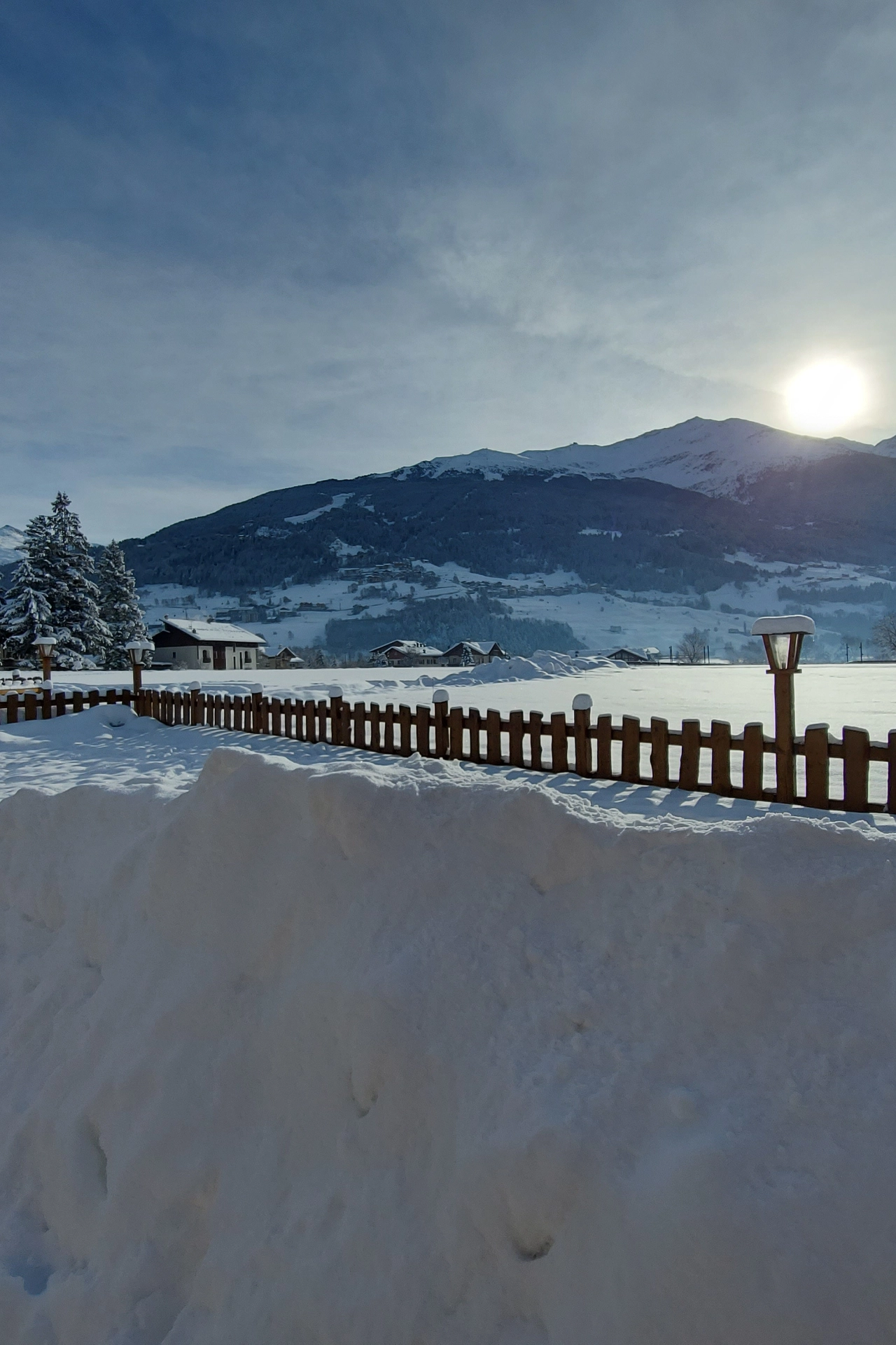 Image gallery marquee