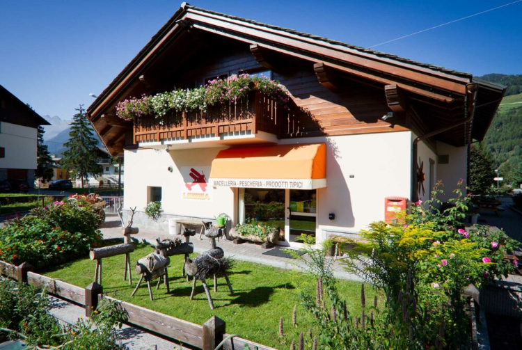 lumina bormio - macelleria